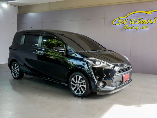 TOYOTA SIENTA 1.5 V AT ปี 2017 สีดำ