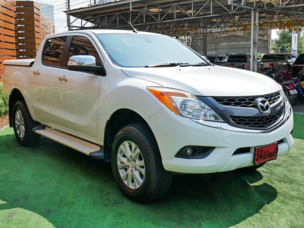 2013 MAZDA BT-50 PRO DOUBLECAB 3.2 4×4 MT ปี 2013 สีขาว