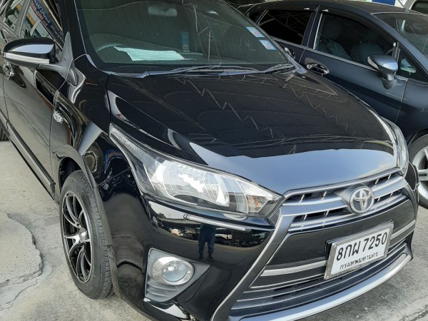 Toyota Yaris ปี 2013 สีดำ
