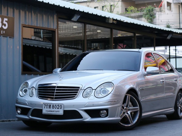 Mercedes-Benz E-Class W211 E63 AMG ปี 2003 สีเงิน