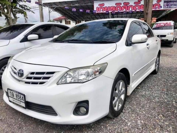 Toyota Corolla Altis ปี 2013 สีขาว