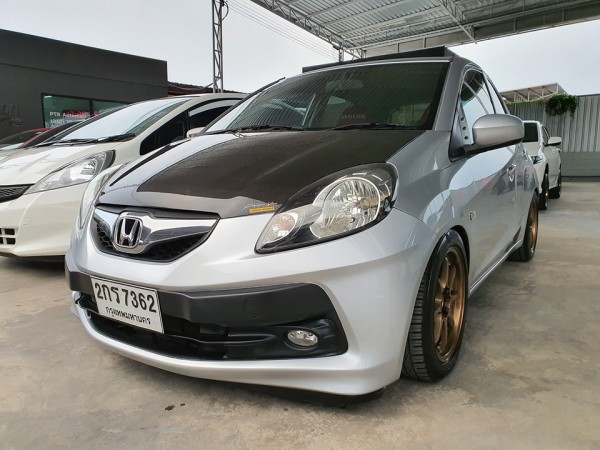 Honda Brio ปี 2013 สีขาว