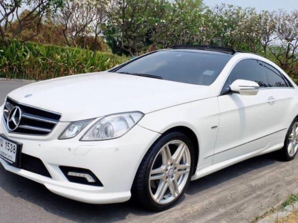 Mercedes-Benz E-Class C207 E250 ปี 2010 สีขาว