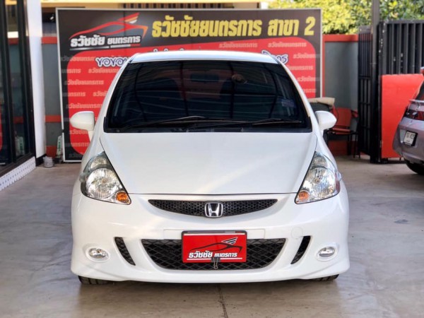 Honda Jazz GD ปี 2007 สีขาว