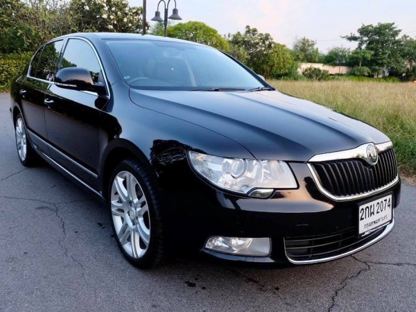 Skoda Superb ปี 2013 สีดำ