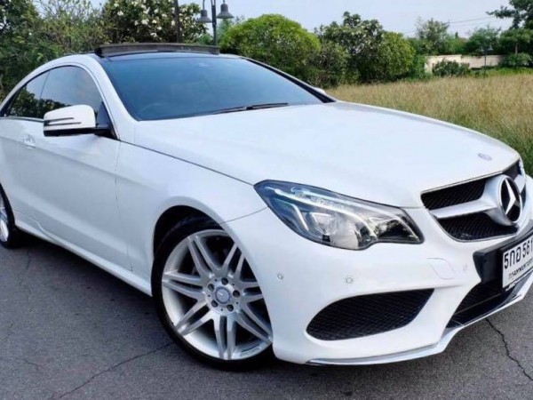 Mercedes-Benz E-Class C207 E200 ปี 2015 สีขาว