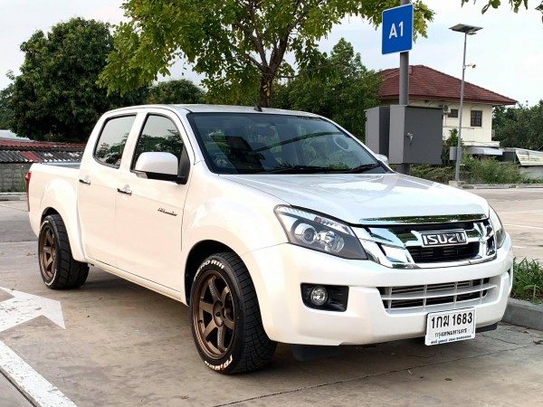 Isuzu D-Max Hi-Lander (4 ประตู) ปี 2012 สีขาว