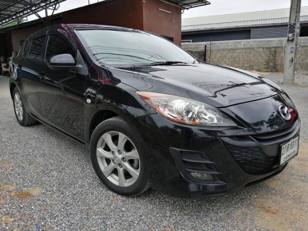 Mazda 3 ปี 2013 สีขาว