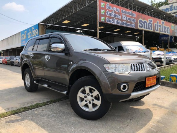 Mitsubishi Pajero Sport ปี 2014 สีน้ำตาล