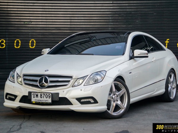 Mercedes-Benz E-Class C207 E250 ปี 2011 สีขาว